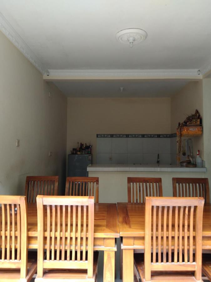 Pondok Aldi Hostel Amed Buitenkant foto