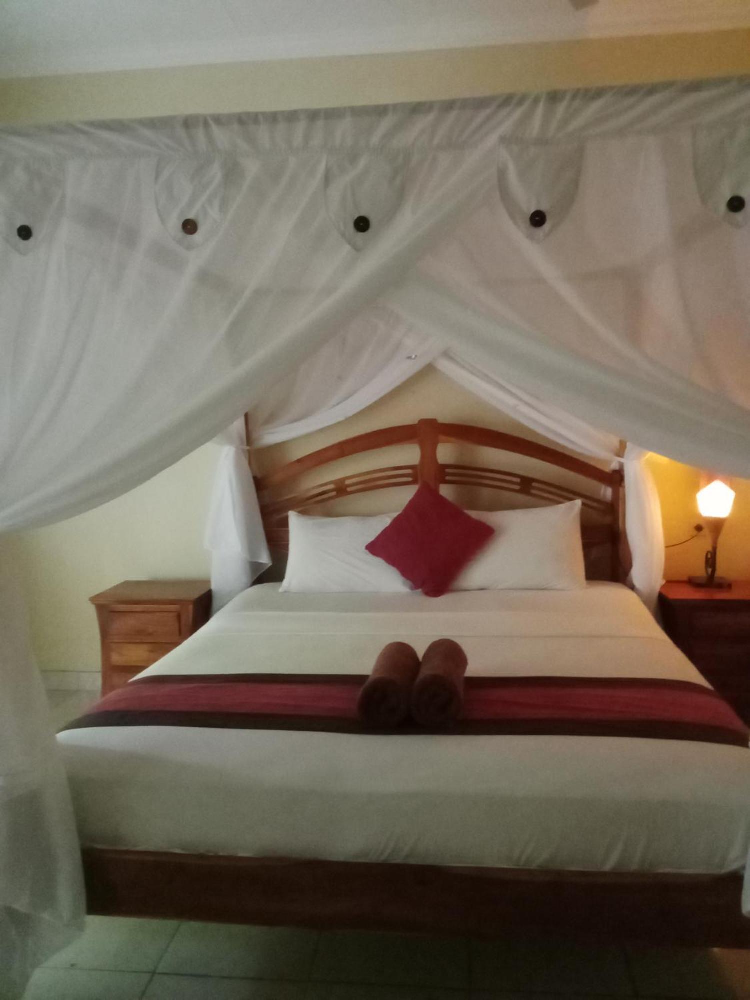 Pondok Aldi Hostel Amed Kamer foto