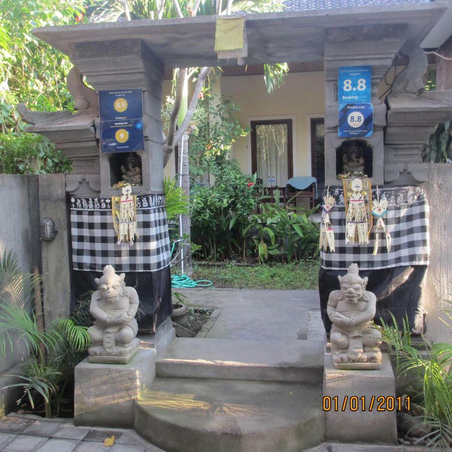 Pondok Aldi Hostel Amed Buitenkant foto