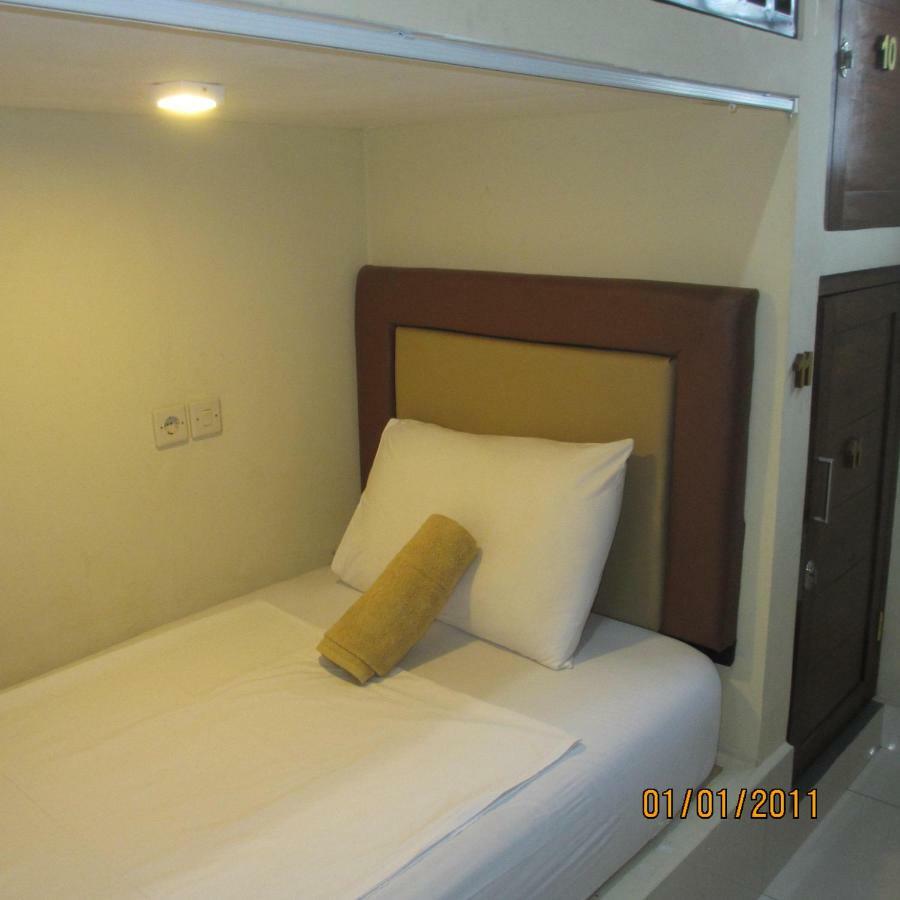 Pondok Aldi Hostel Amed Buitenkant foto