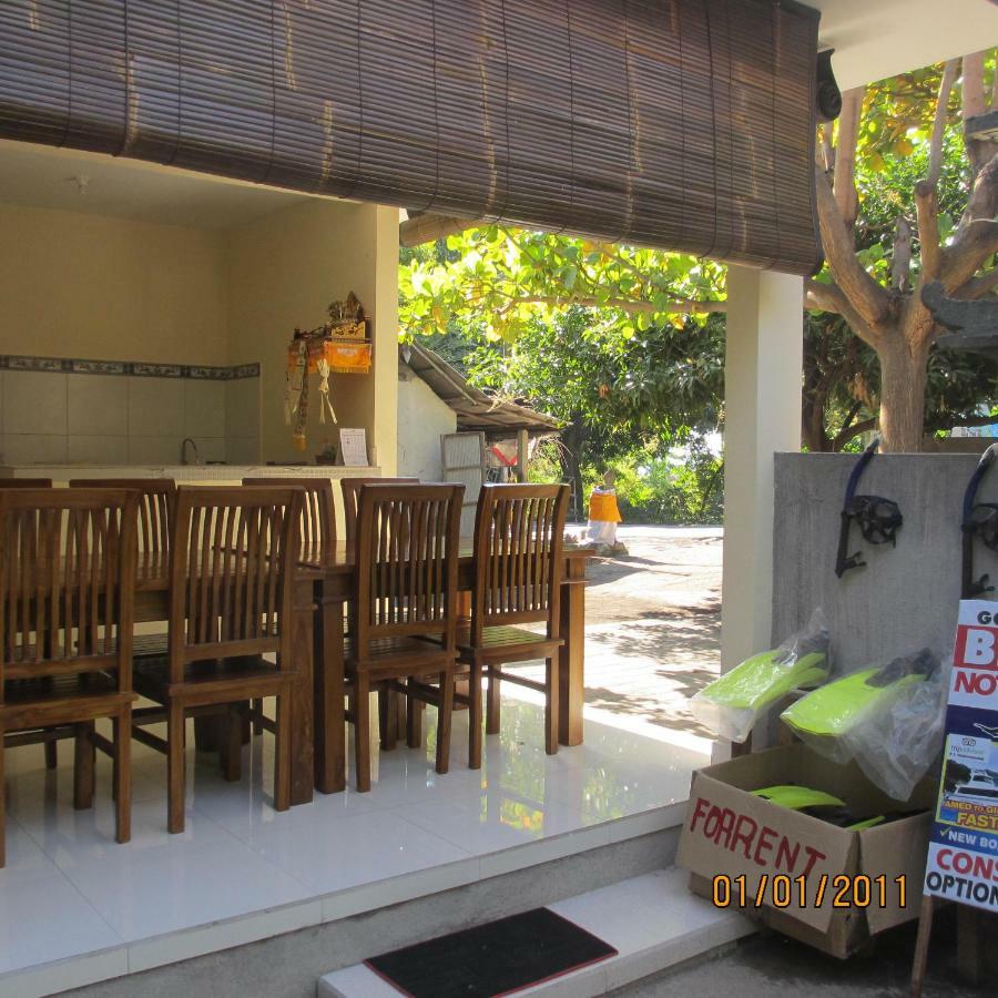 Pondok Aldi Hostel Amed Buitenkant foto
