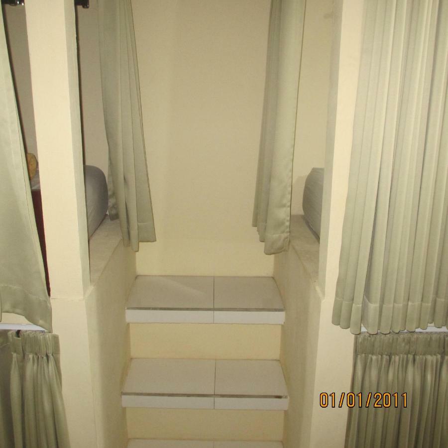 Pondok Aldi Hostel Amed Buitenkant foto